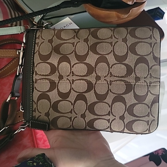 Coach Signature F06016 Stripe Swingpack Crossbody Khaki Brown Leather Purse NWT - Picture 9 of 9